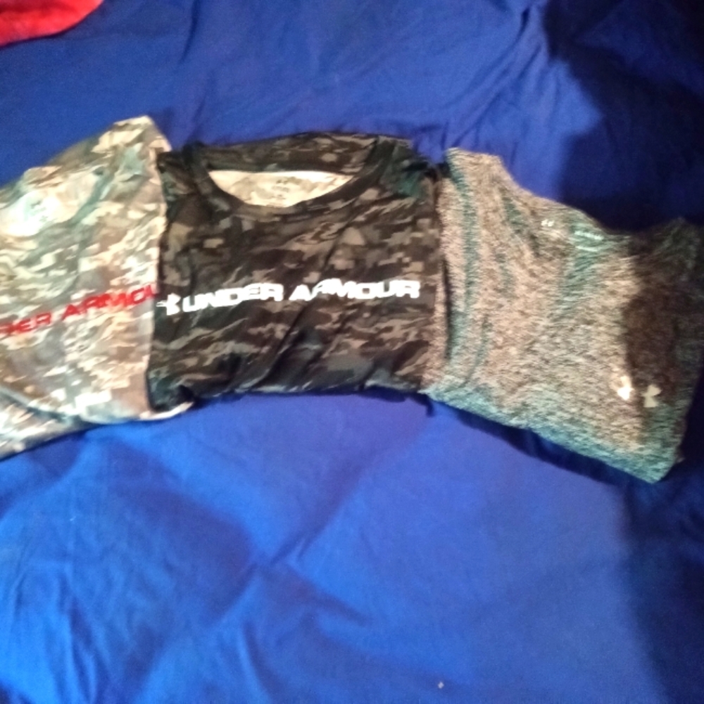 Under Armour tees